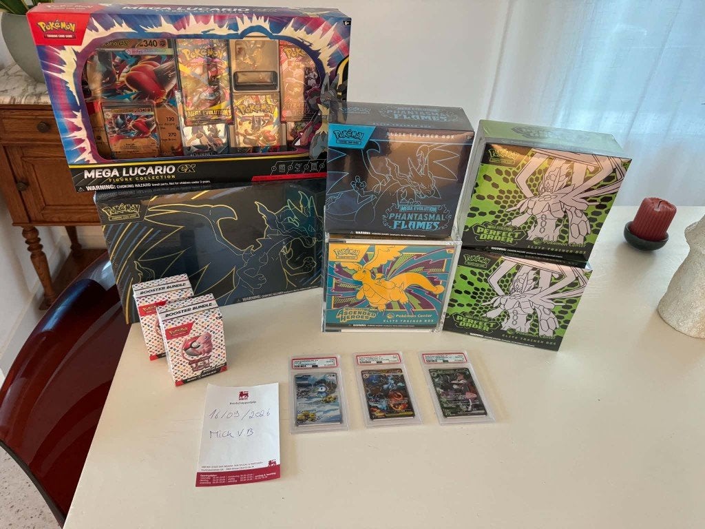 Pokémon kleine collectie te koop: PKC ETB's, UPC, slabs, Enlèvement ou Envoi, Neuf, Plusieurs cartes