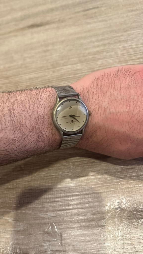 montre vintage bon etat, Enlèvement, Comme neuf