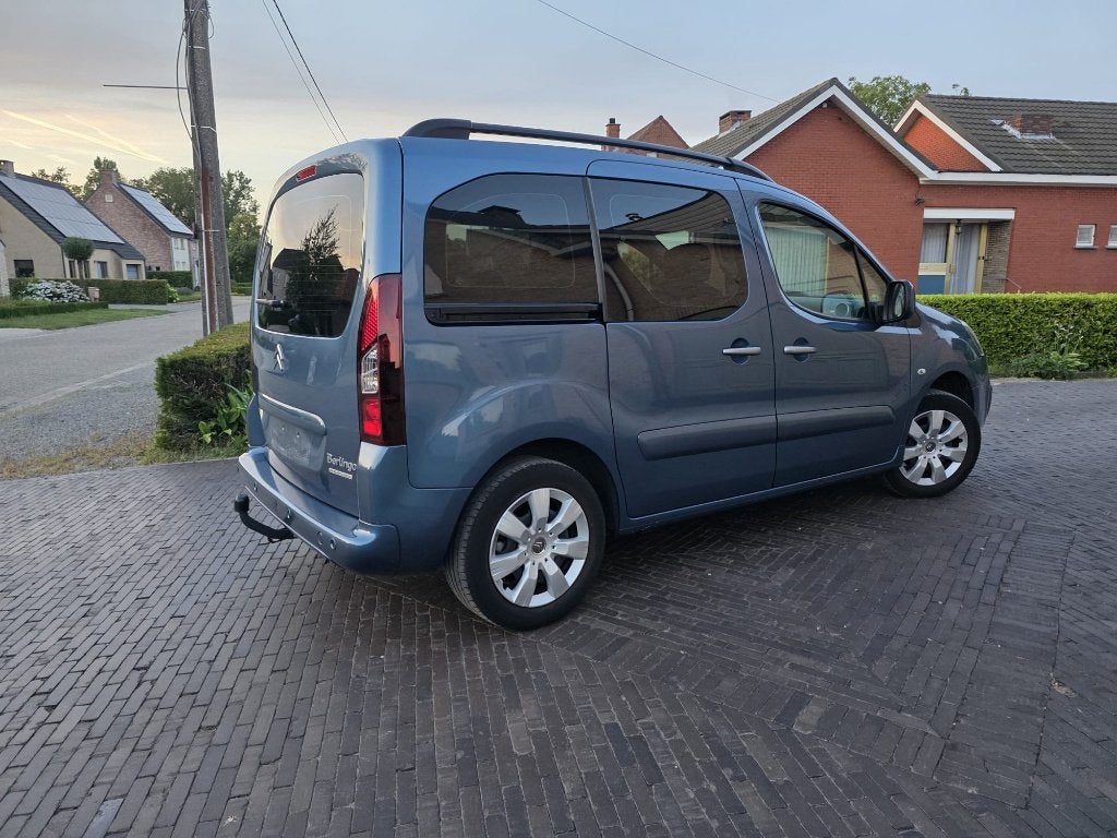 BERLINGO met 46000km vol opties 1ste eigenaar, Auto's, Stof, Blauw, Berlingo, Particulier
