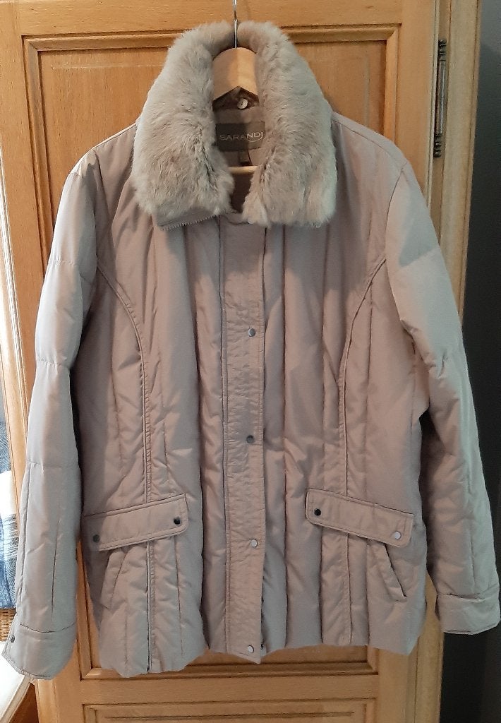 Winterjas taupe XL - als nieuw, Ophalen of Verzenden, Zo goed als nieuw, Maat 46/48 (XL) of groter, Beige
