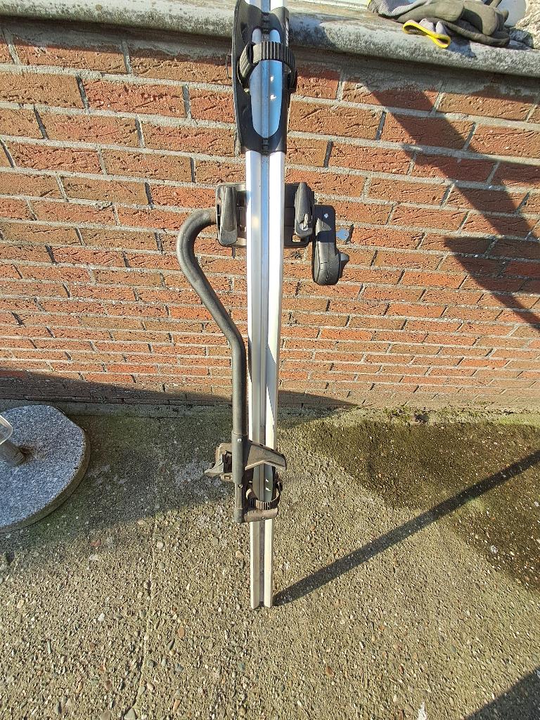fietsdrage Thule, Ophalen, Gebruikt, Brede banden, Dakdrager