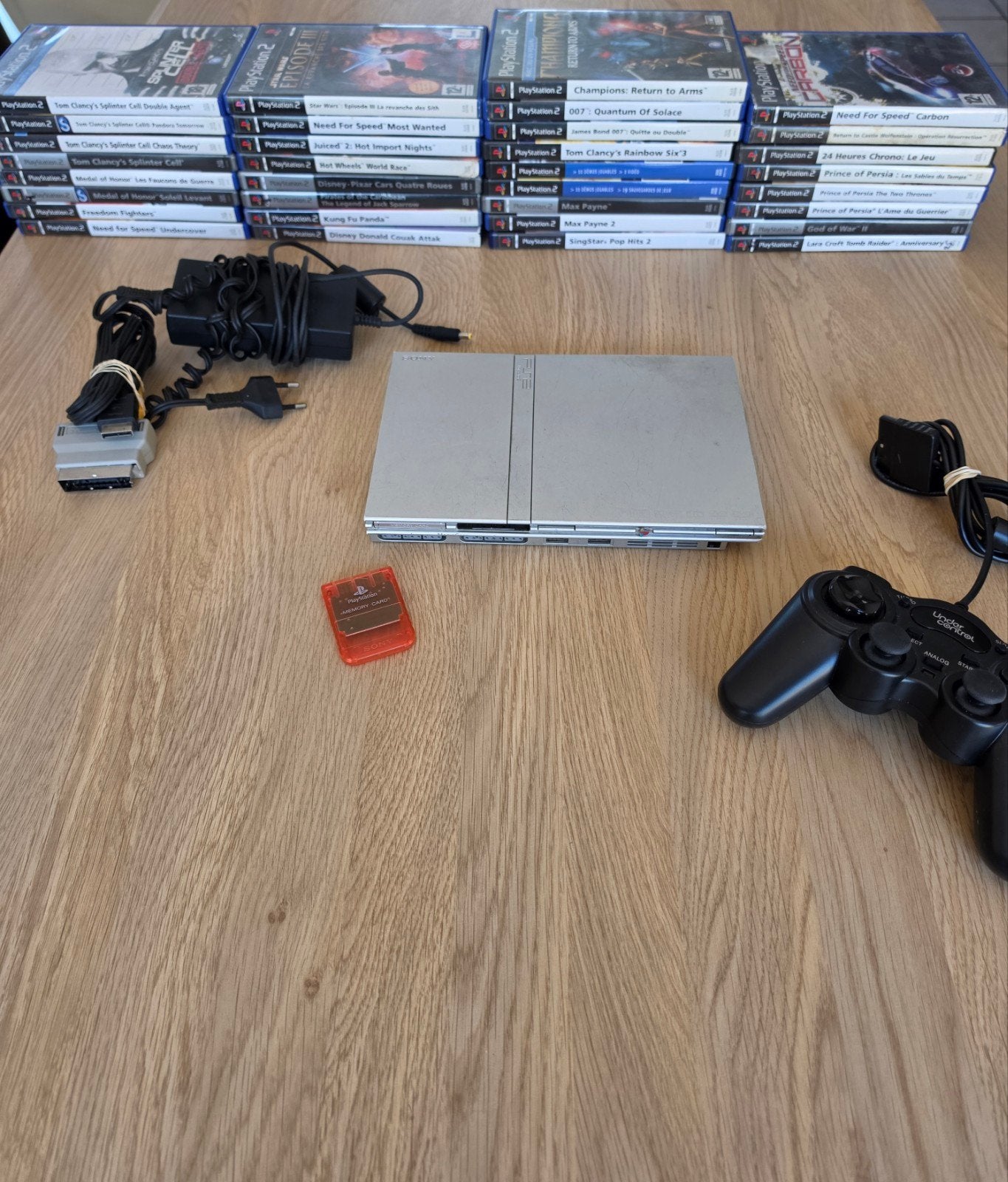 Lot Sony PlayStation 2 Slim Argent avec 31 jeux, Games en Spelcomputers, Ophalen of Verzenden, Zilver, Slim