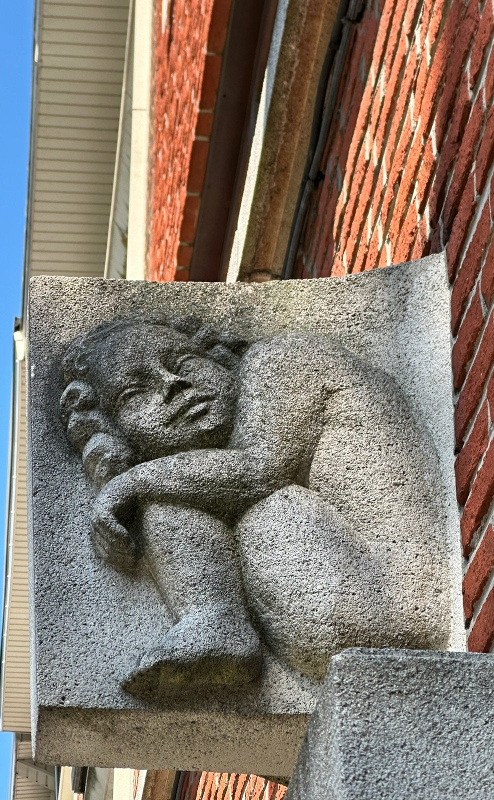 Gevelsteen putto, Enlèvement ou Envoi, Comme neuf