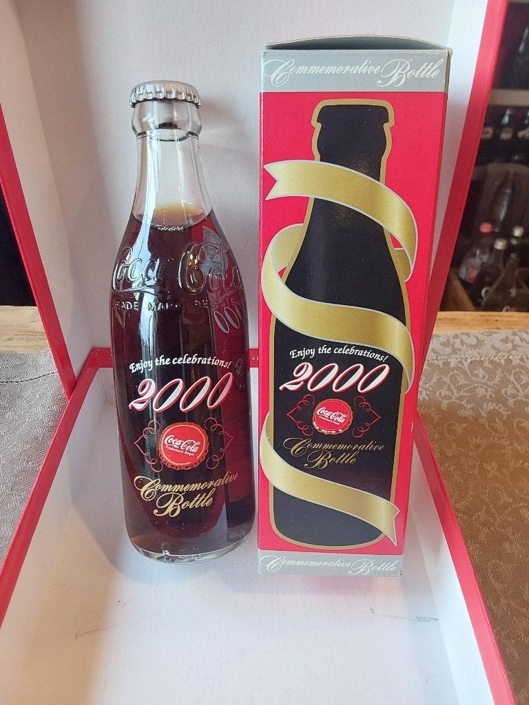 Coca Cola Fles Speciale uitgave met doos, Verzamelen, Ophalen of Verzenden, Nieuw