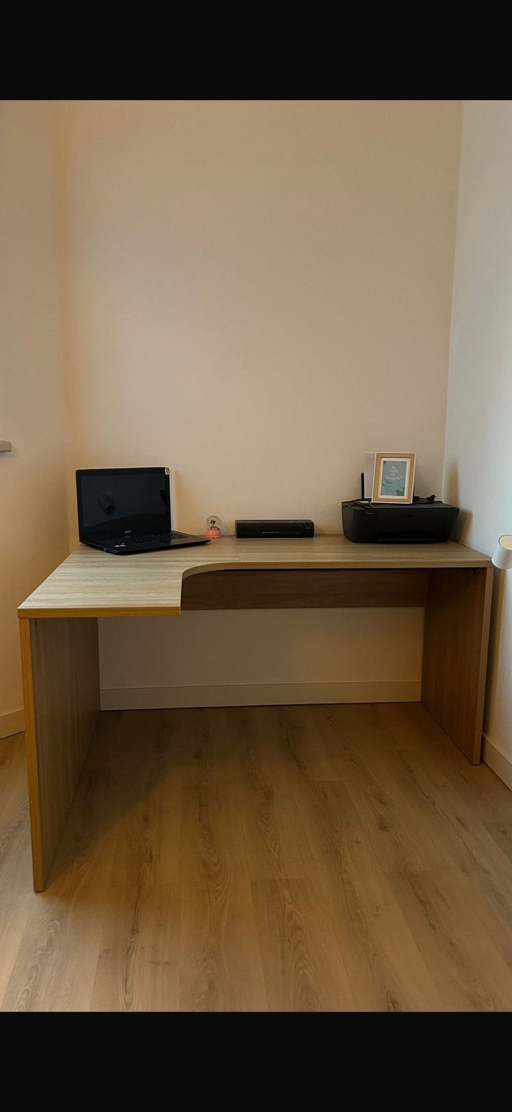 Beuro met klein kast, Huis en Inrichting, Bureaus, Ophalen, Zo goed als nieuw