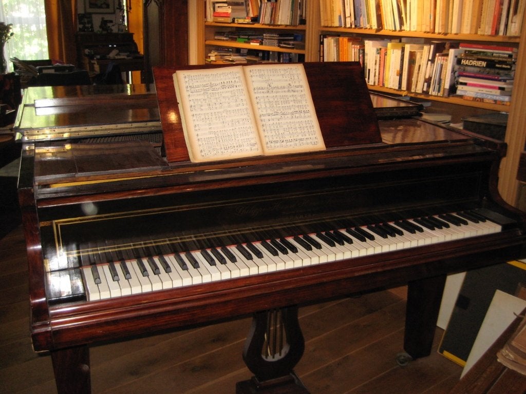 Piano à queue HERZ, Musique & Instruments, Enlèvement, Utilisé, Brun, À queue