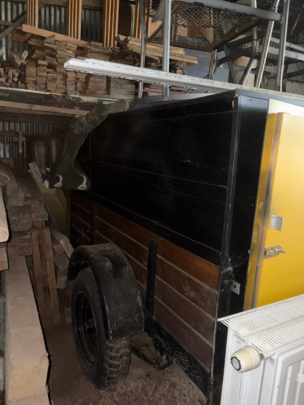 Aanhangwagen remork leger, Enlèvement