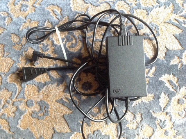 Transformator HP model nr 0950-2435 naar 10,6 V nieuw, Ophalen of Verzenden, Zo goed als nieuw, HP (hewlett packard)