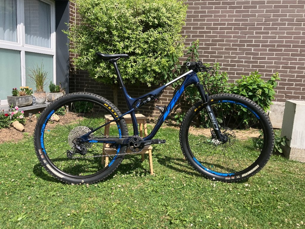 KTM Spark 29" – VTT tout suspendu en excellent état, Fietsen en Brommers, Fietsaccessoires | Fietsstoeltjes, Zo goed als nieuw