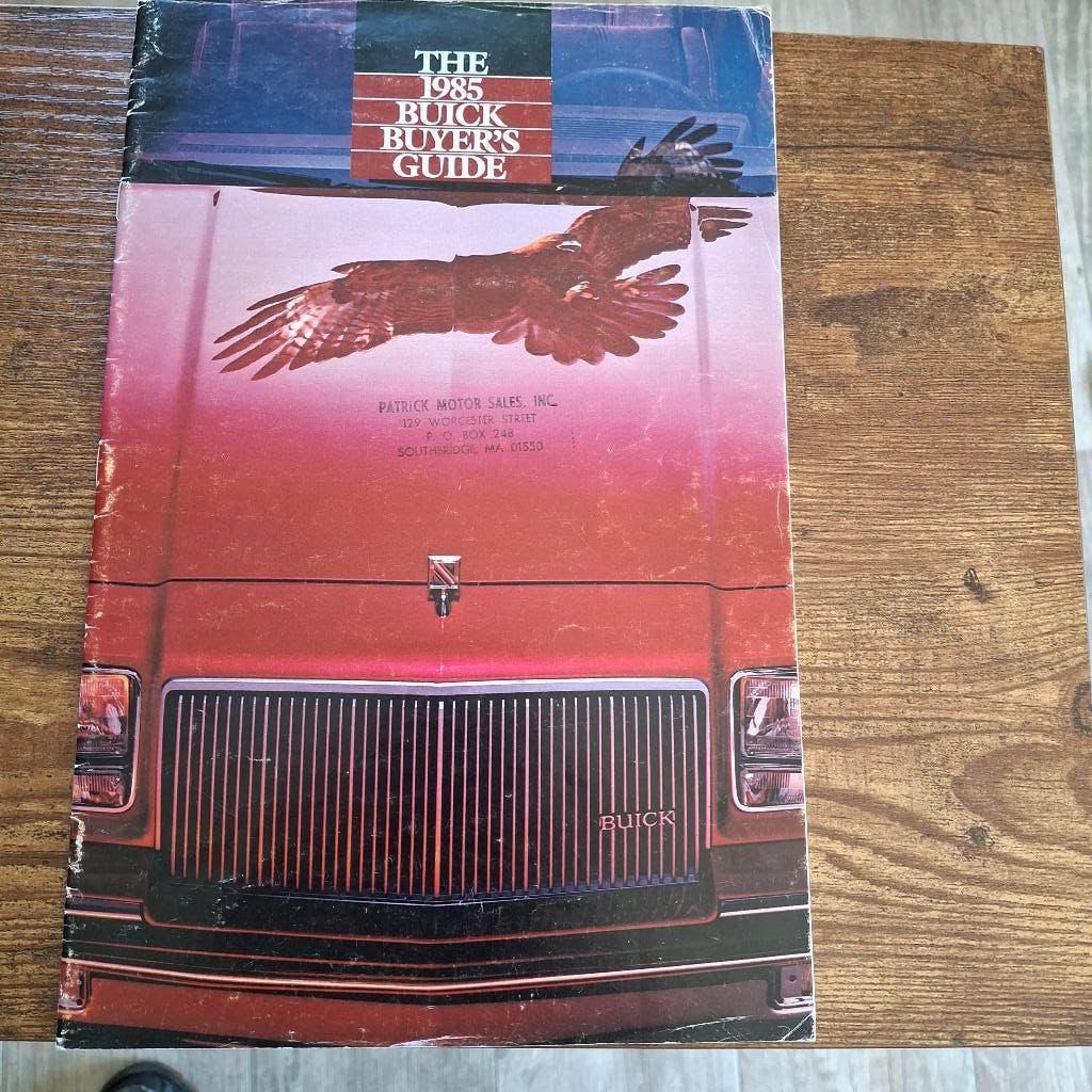THE 1985 BUICK BUYERS GUIDE, Ophalen of Verzenden, Zo goed als nieuw, Overige merken