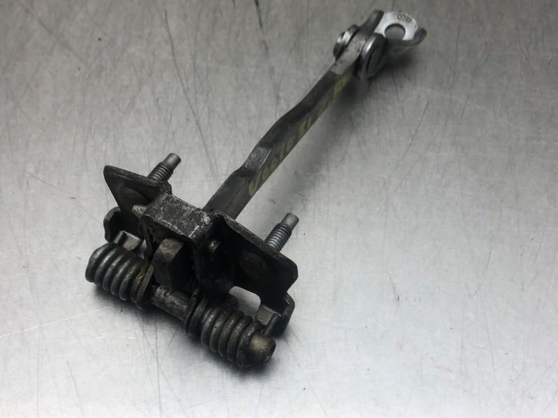 MECANISME DE VEROUILLAGE PORTE AVANT DROITE NV 250 (WF), Utilisé, Droite, Nissan