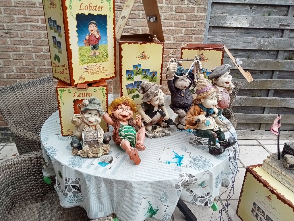 Tuinbeeldjes 'De Efteling'  7 stuks, Enlèvement, Comme neuf