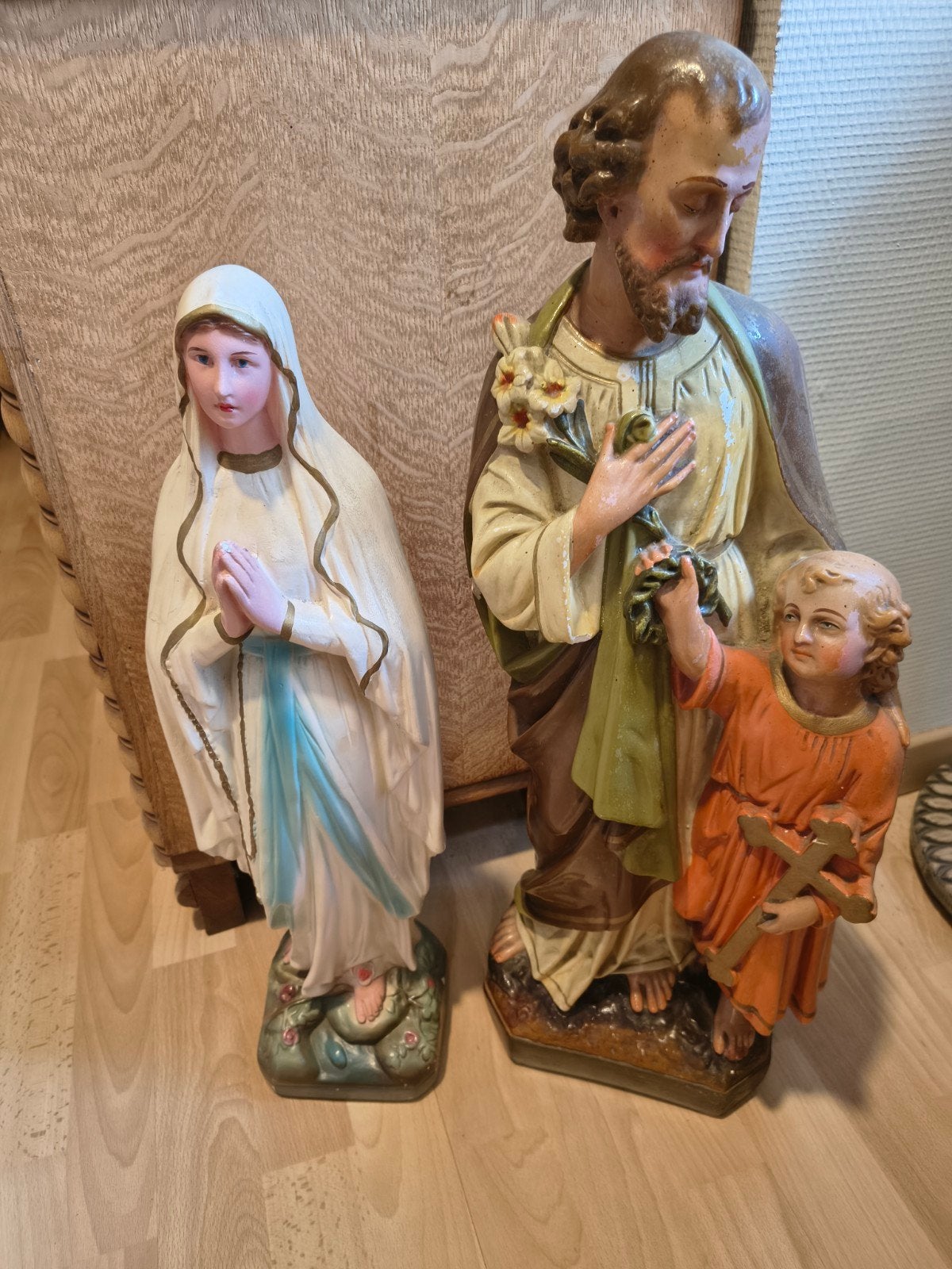 set van 2 Heiligenbeelden OLVrouw en HJozef met kind, Antiek en Kunst, Antiek | Religieuze voorwerpen, Ophalen