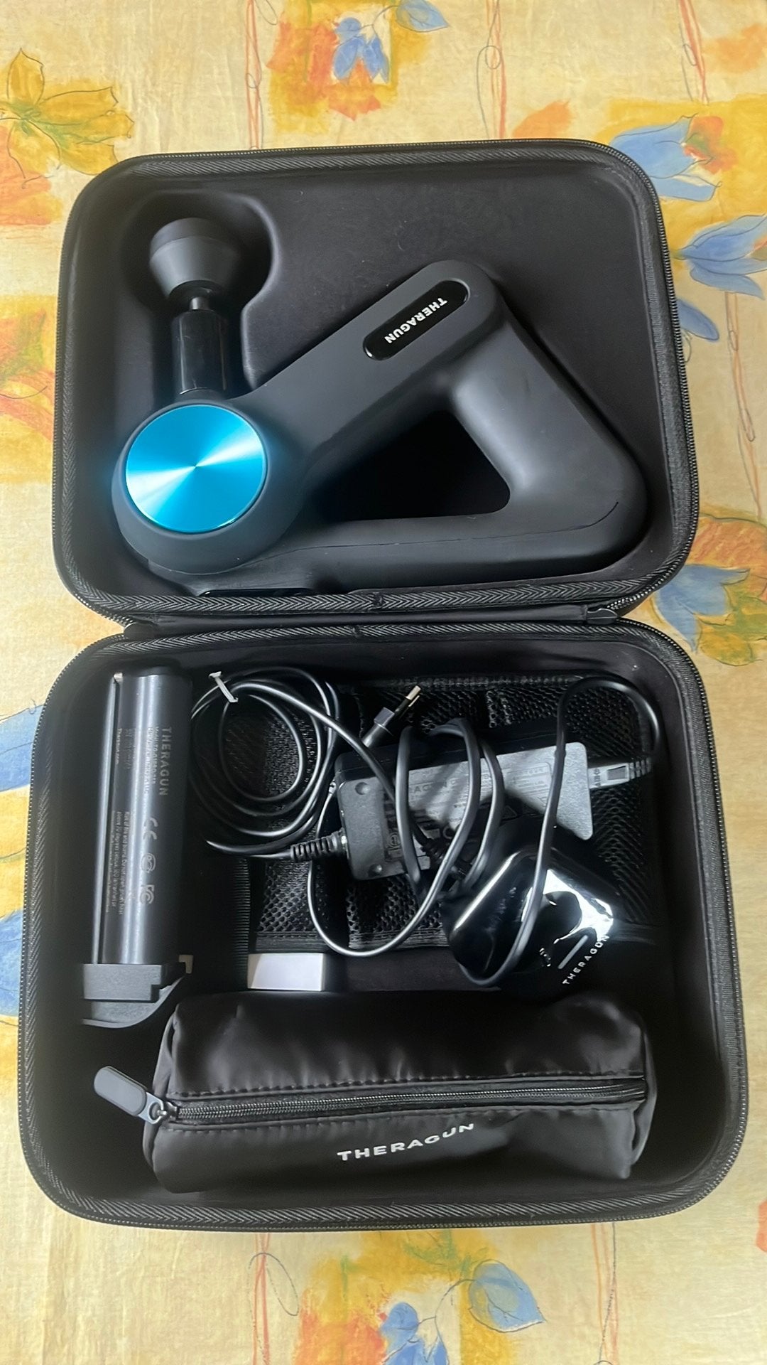 Theragun pro - massagegun, Sport en Fitness, Ophalen, Zo goed als nieuw