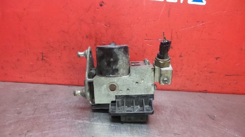 BLOC ABS (FREINS ANTI-BLOCAGE) Mercedes-Benz A (W168), Robert Bosch AG, Mercedes-Benz, Utilisé, Robert-Bosch-Allee 1
74232  Abstatt, DE