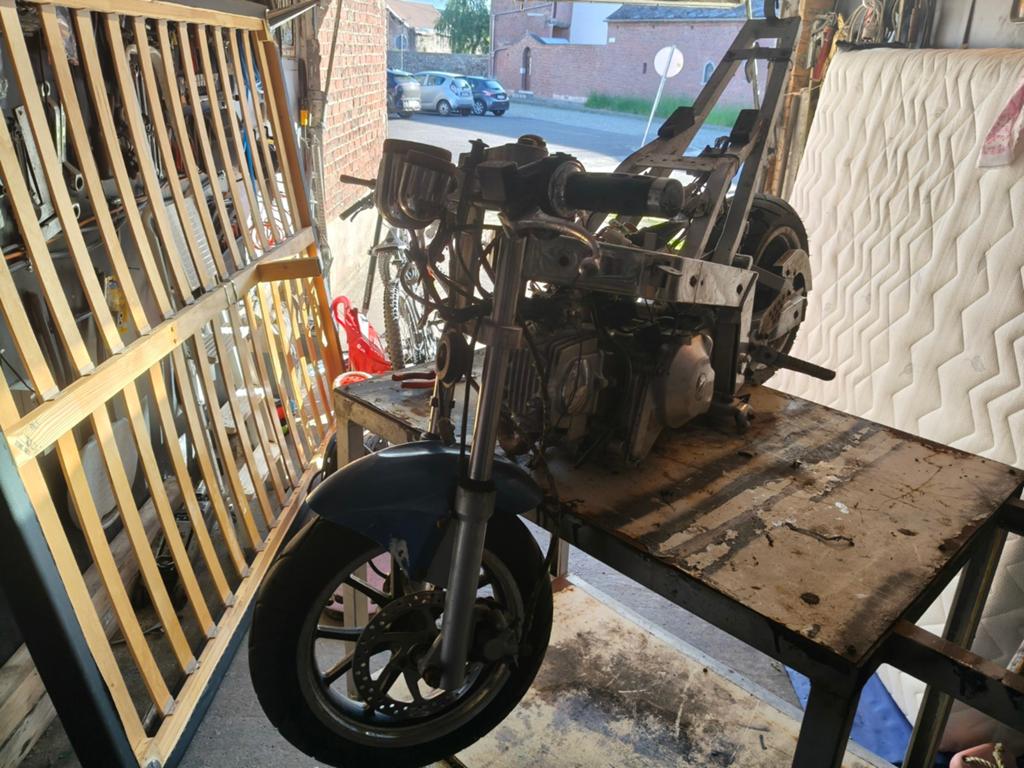 Moto pour pièces, Fietsen en Brommers, Ophalen