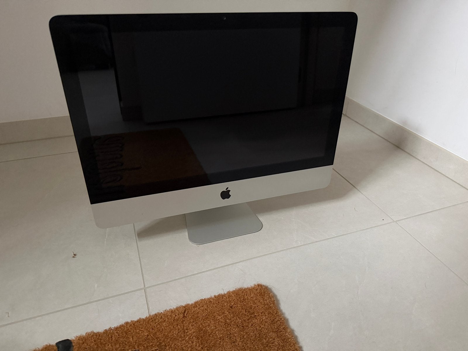 iMac 21,5 inch Mid 2010, Computers en Software, Ophalen, IMac, Zo goed als nieuw, 21,5
