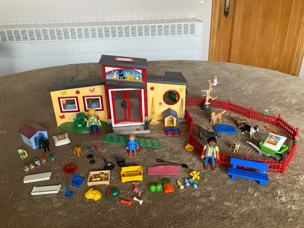 Playmobil Dierenpension (doos + boekje) 4-10 jr, Kinderen en Baby's, Speelgoed | Playmobil, Ophalen of Verzenden, Zo goed als nieuw