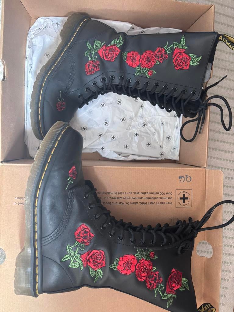 Dr Martens, Enlèvement, Comme neuf