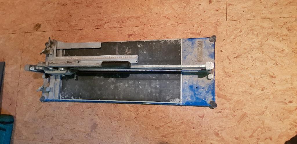 tegelsnijder, Enlèvement, Comme neuf