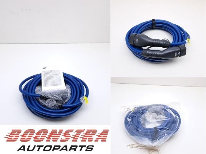 Câble de recharge électrique d'un Ford Transit (Transit 14, Autos : Pièces & Accessoires, Neuf, -, Ford, -