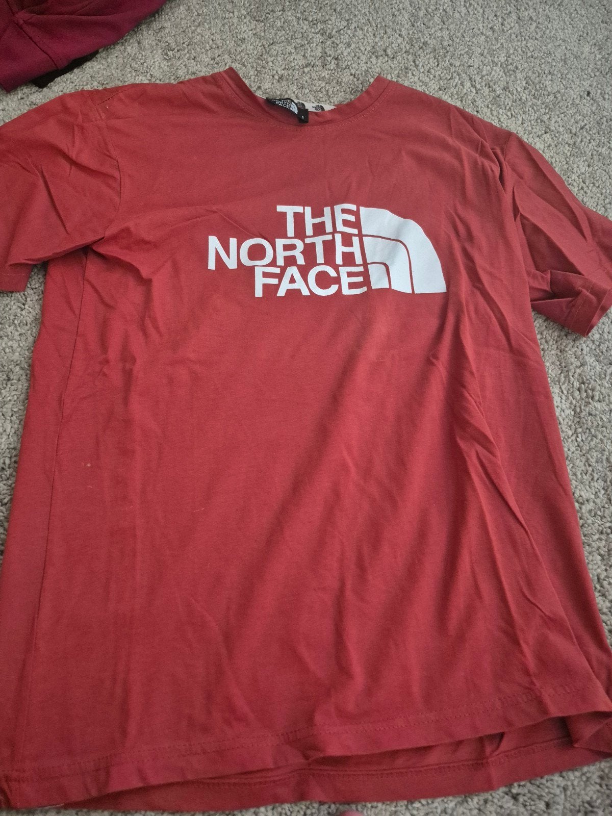 rode north face T-shirt Maat S, Ophalen, The north face, Gedragen, Rood