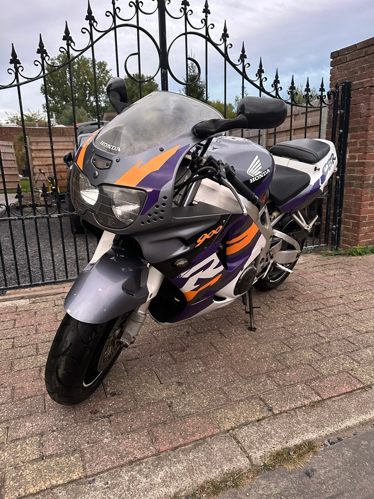 Honda CBR 900 RR Fireblade, Occasion, 4 cilinders, 900 cc, Super Sport