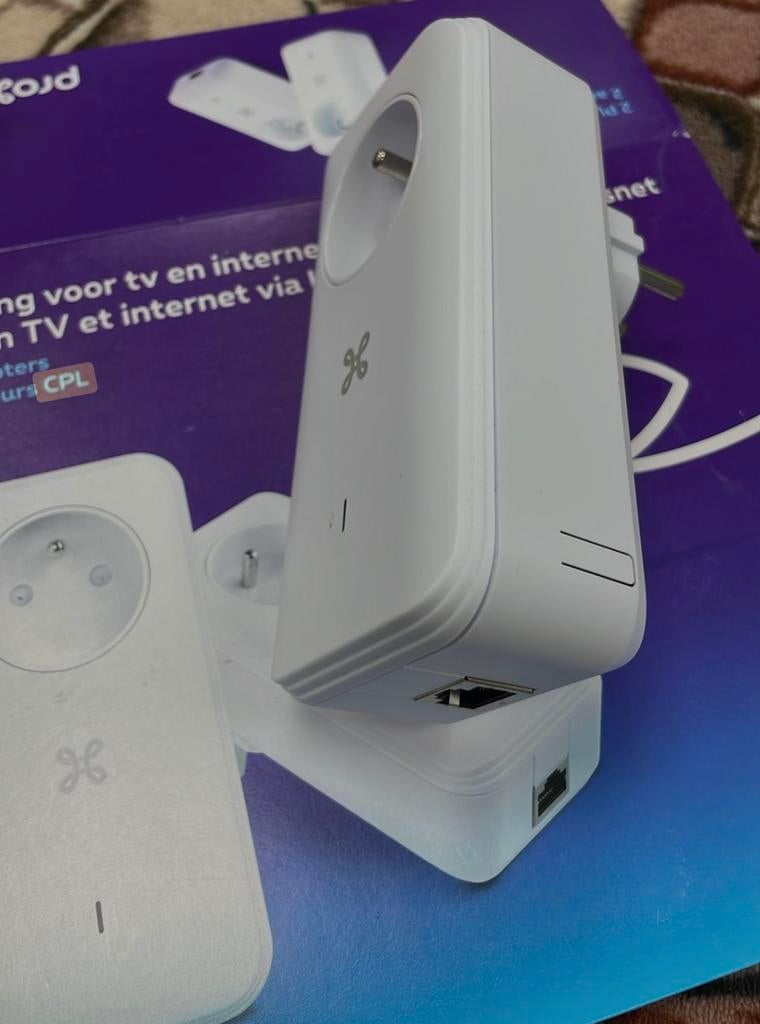 Proximus CPL Ethernet Kit — Internet via een stopcontact, Computers en Software, Powerlines, Zo goed als nieuw, Ophalen of Verzenden