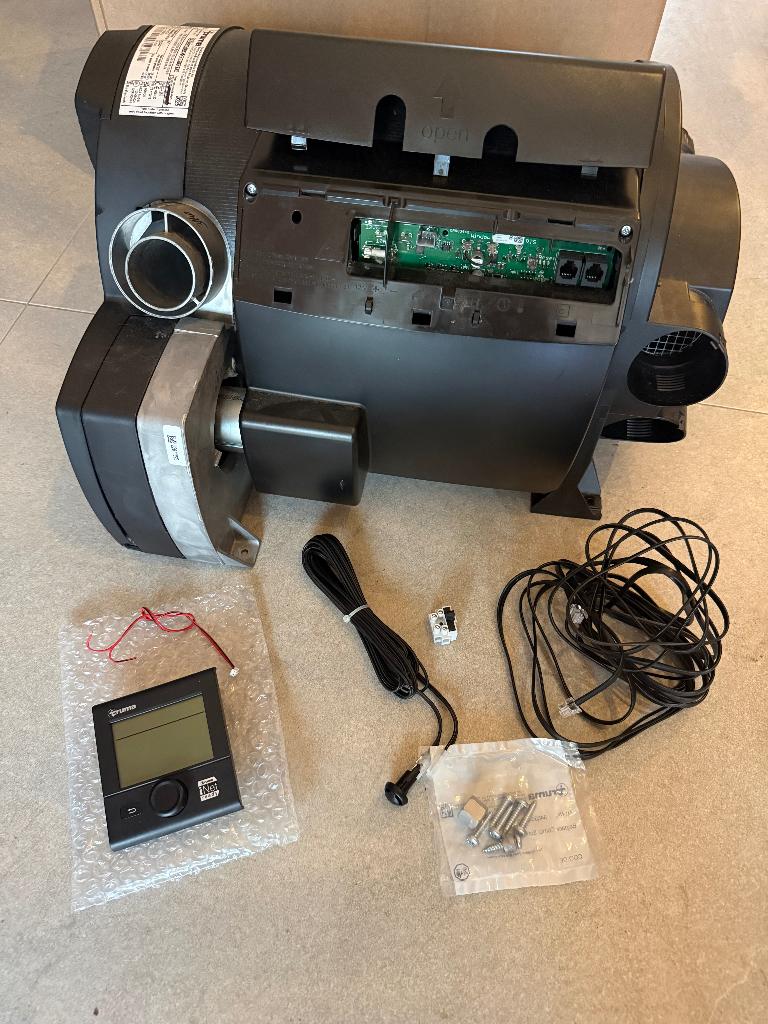 Truma Combi 6 Bouwjaar 2025 kachel / boiler Camper Caravan, Caravans en Kamperen, Ophalen of Verzenden, Zo goed als nieuw