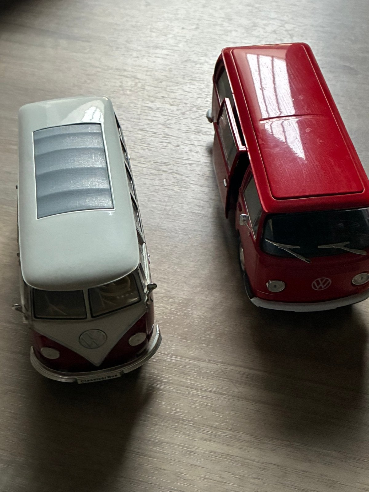 2 x fourgons Volkswagen neufs, Enlèvement ou Envoi, Neuf