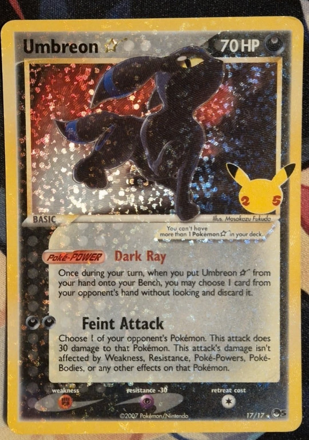 Pokemon Celebrations 25th Anniversary Umbreon Gold Star 17/1, Ophalen of Verzenden, Zo goed als nieuw