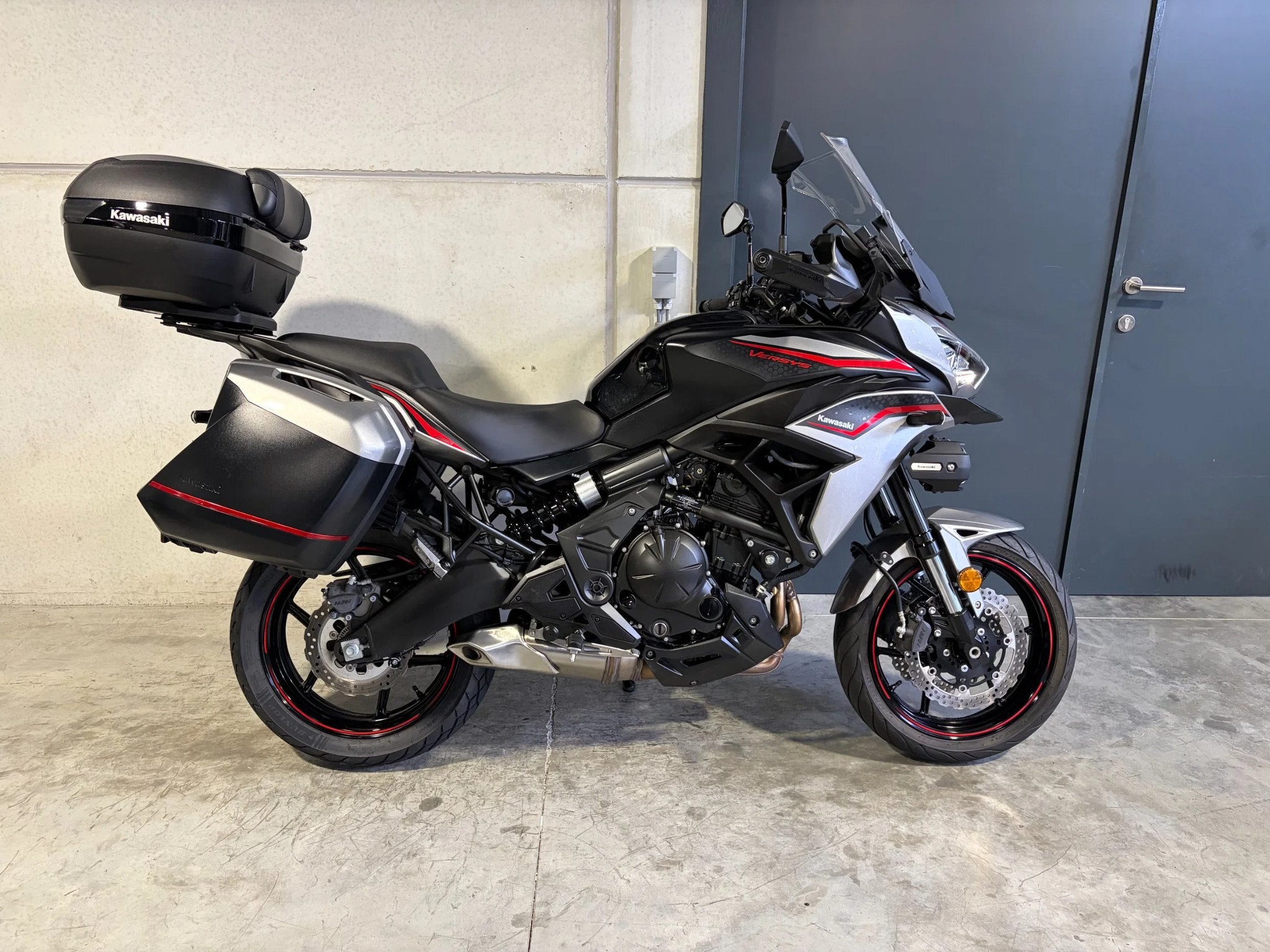Kawasaki Versys 650 met GT pakket en handvatverwarming, Tourisme, Entreprise, Plus de 35 kW, 650 cm³