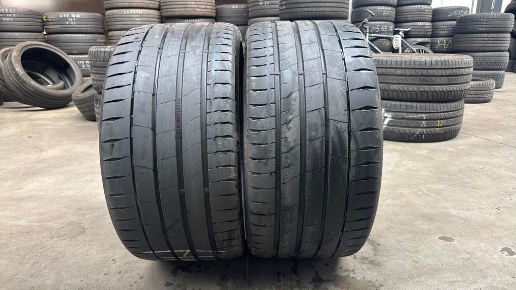 2853022 285/30/22 285/30R22 zomerbanden merk Continental, Ophalen
