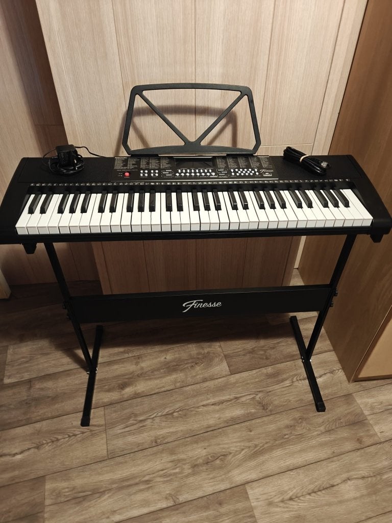 Keyboard Piano, Muziek en Instrumenten, Keyboards, 61 toetsen, Zo goed als nieuw, Met standaard, Ophalen