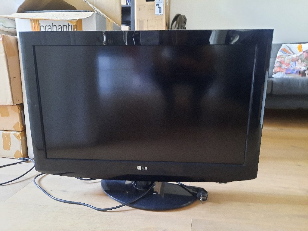 TV écran LG - modèle 32LH2000 - à donner, HD Ready (720p), Enlèvement, LG, 80 à 100 cm