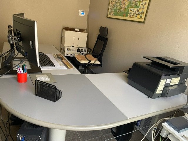 Bureau d'angle avec meuble à tiroirs, Enlèvement, Utilisé, Gris, Bureau d'angle