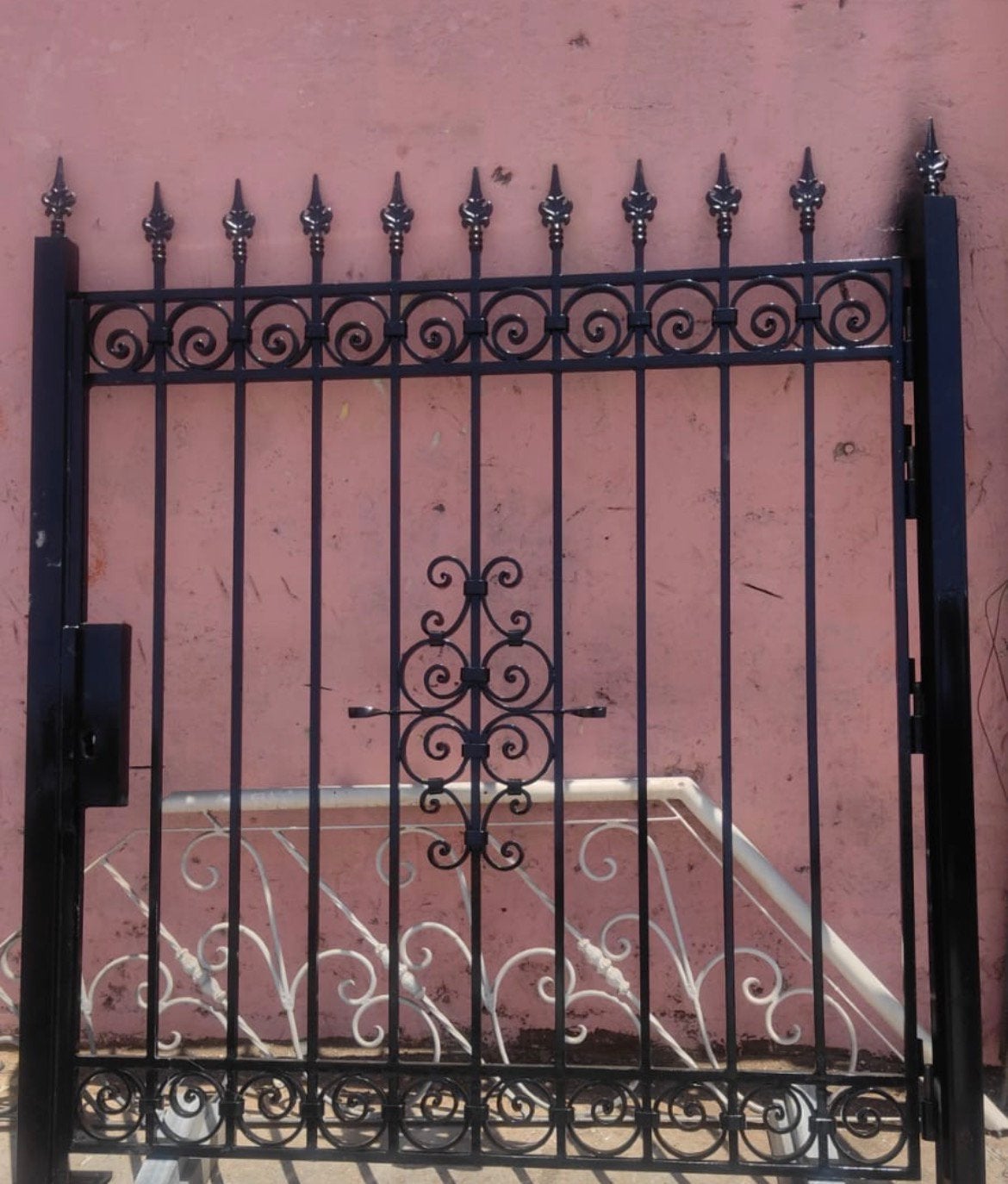 Barrière Fer Forgé, Jardin & Terrasse, Neuf, Enlèvement ou Envoi, 150 à 200 cm, 150 à 200 cm