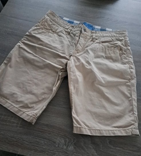 Esprit beige short - fit - W32, Kleding | Heren, Broeken en Pantalons, Maat 48/50 (M), Beige, Ophalen of Verzenden, Zo goed als nieuw