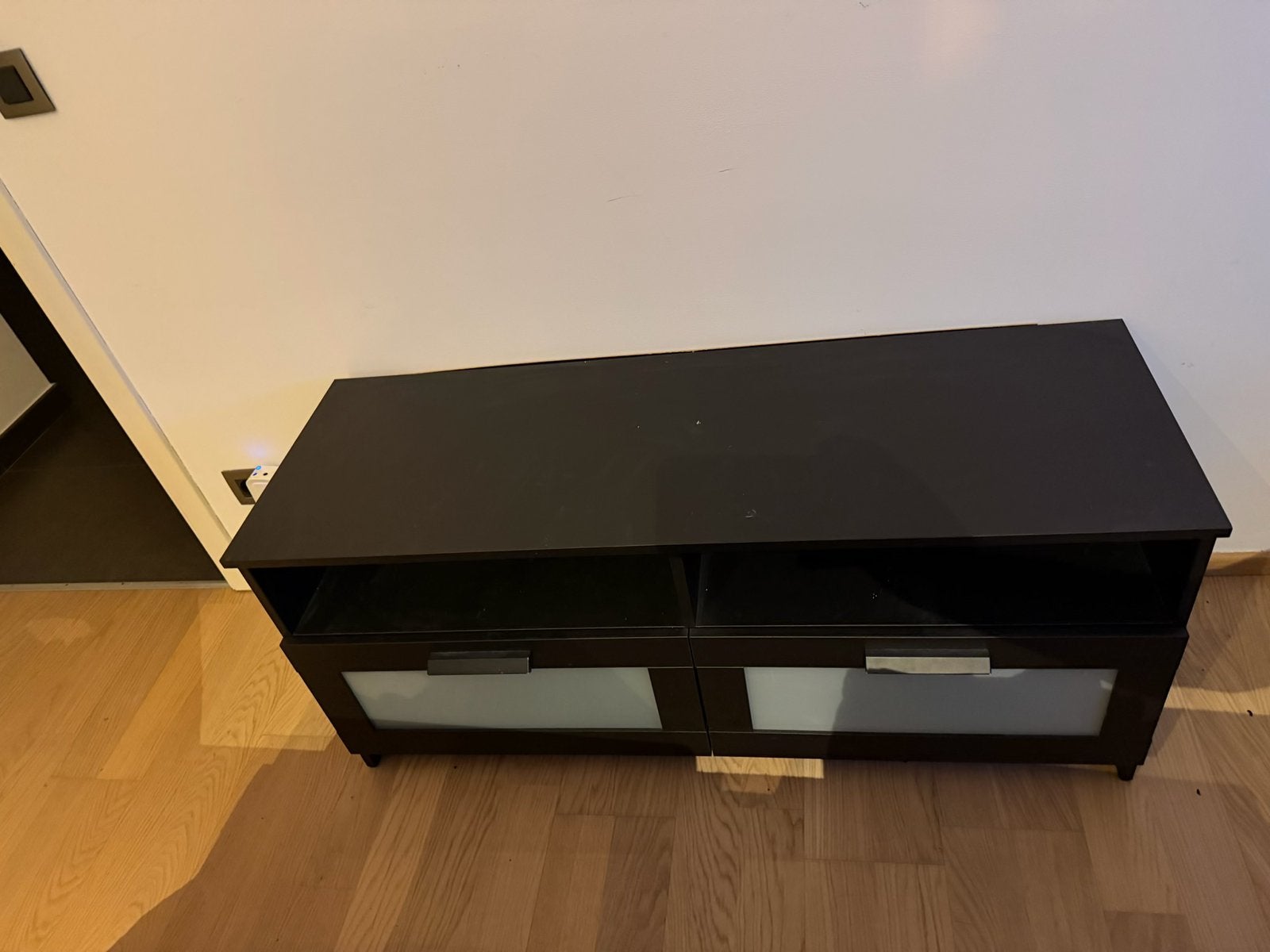 Zwarte tv kast, Huis en Inrichting, Kasten |Televisiemeubels, Ophalen, Gebruikt, Minder dan 50 cm, Minder dan 100 cm