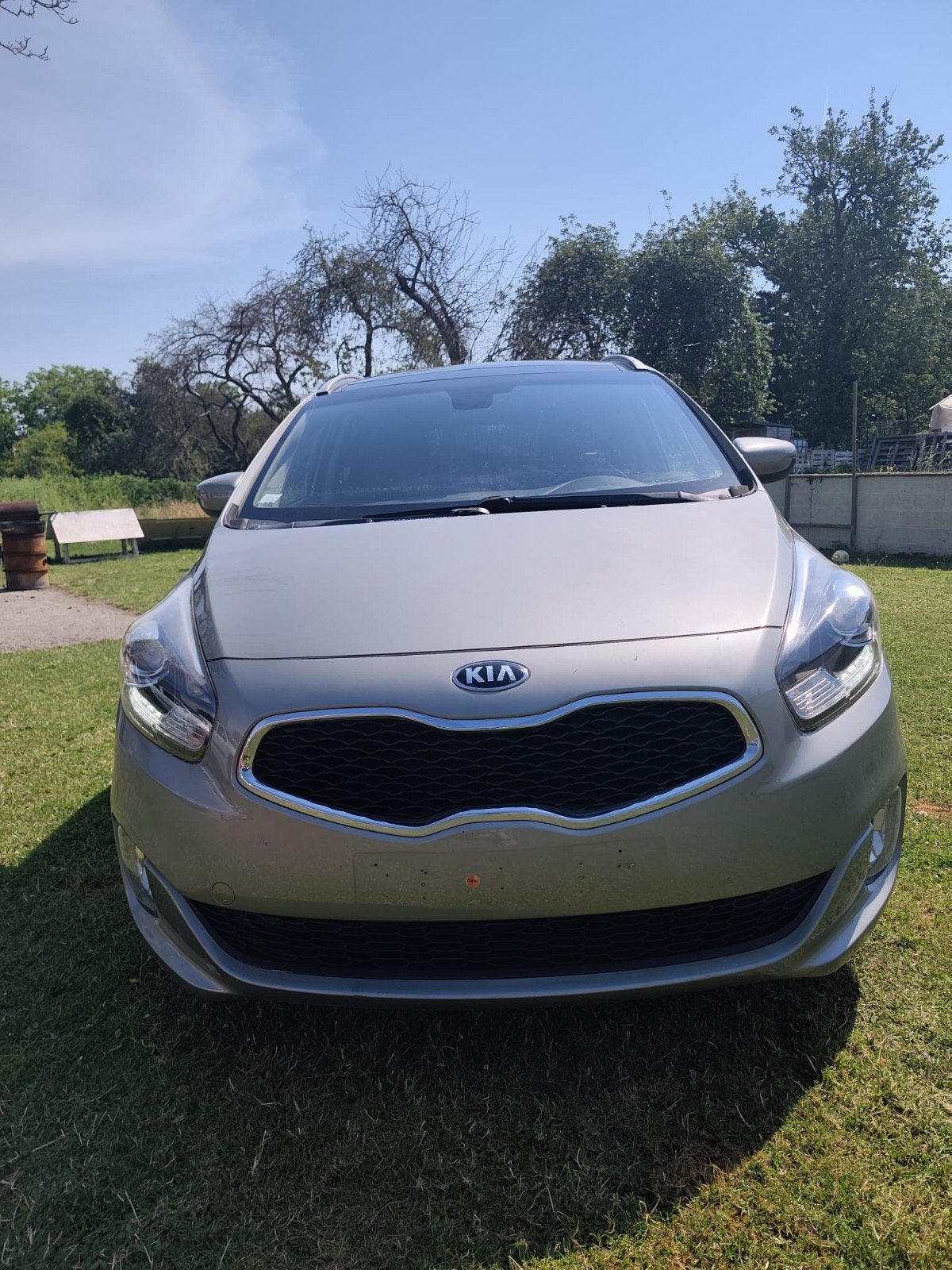 Kia carens.1.7 diesel 2014.117195km 5place roul très bien, Autos, Kia, Euro 5, 129 g/km, Entreprise, Boîte manuelle