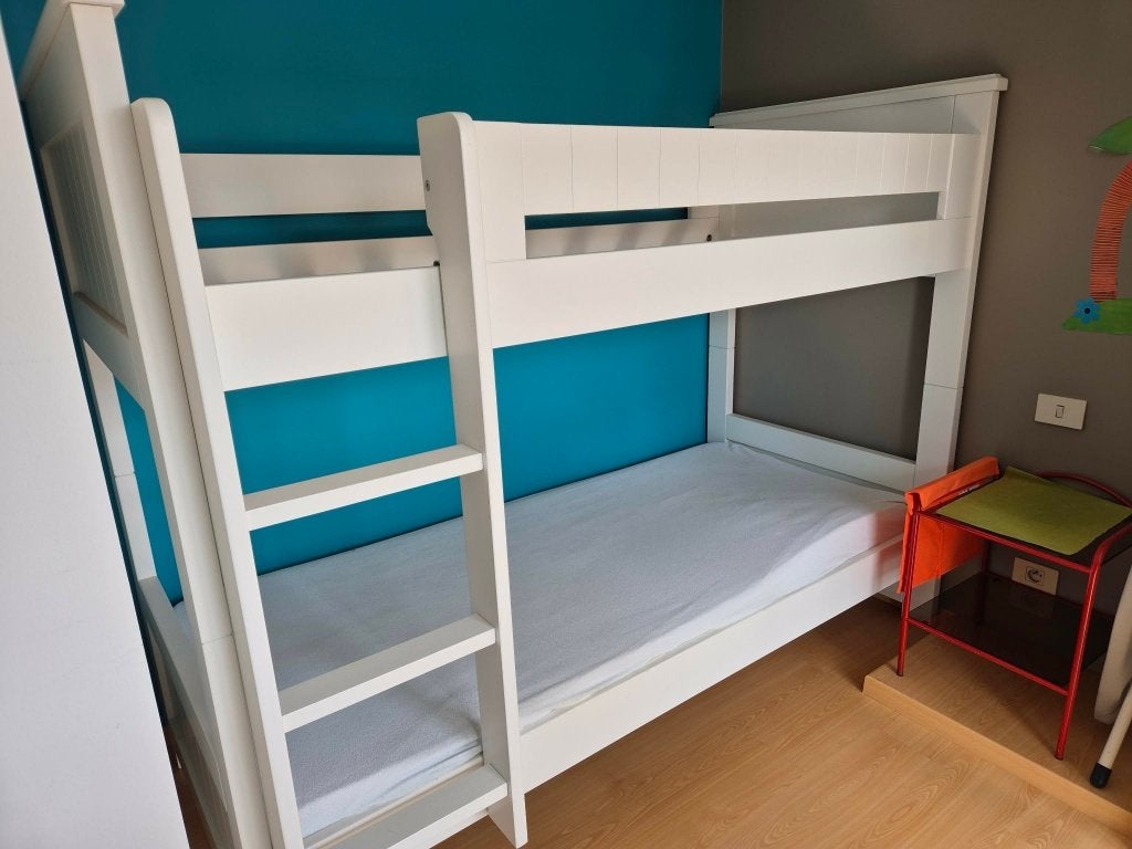 stapelbed wit zonder matrassen, Huis en Inrichting, Slaapkamer | Stapelbedden en Hoogslapers, Ophalen, 90 cm, Zo goed als nieuw