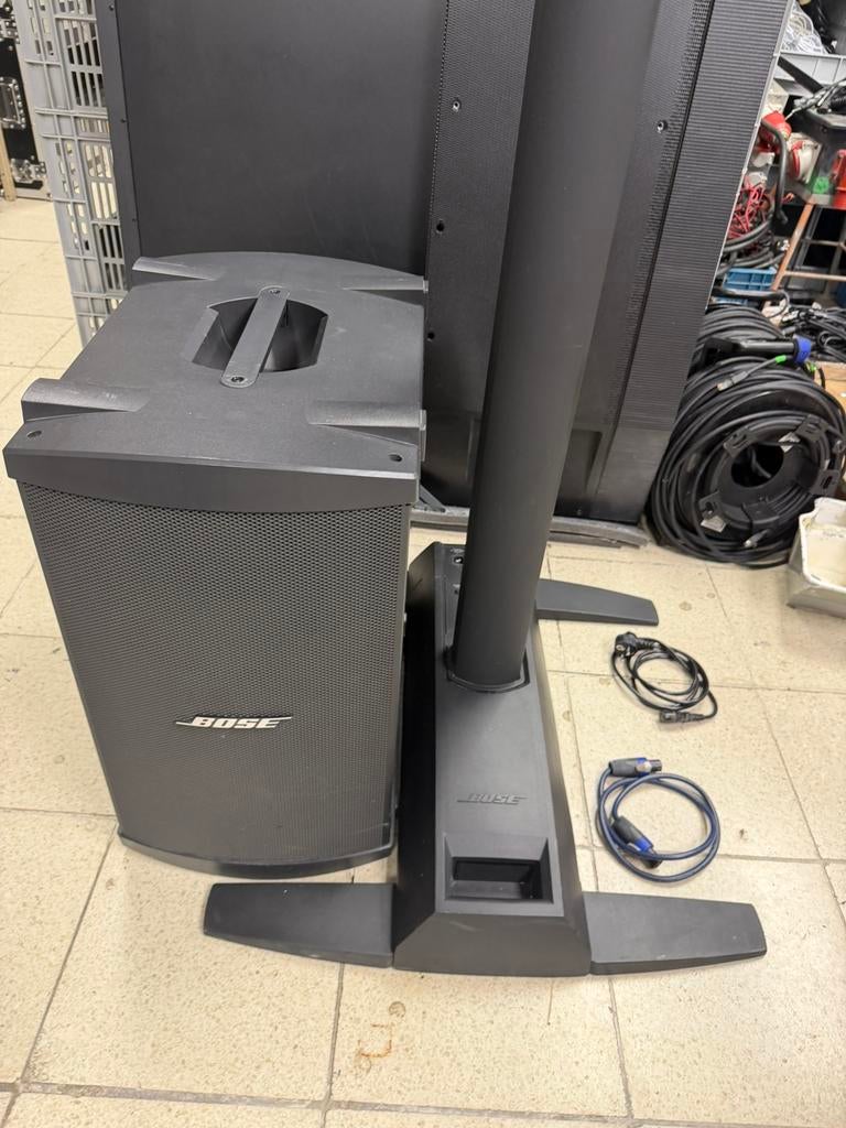BOSE Active system (linear system) plug & play!!, Ophalen, Zo goed als nieuw, Bose