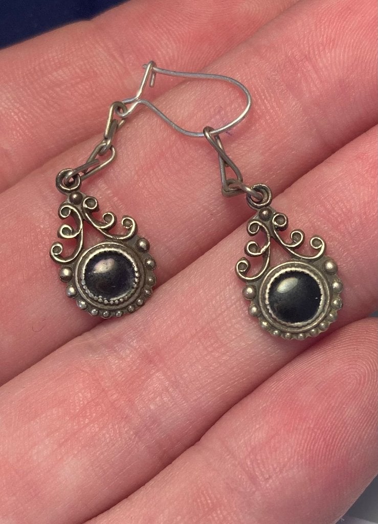 vintage .925 sterling silver dangling earings, Bijoux, Sacs & Beauté, Boucles d'oreilles, Enlèvement ou Envoi, Utilisé, Noir, Argent