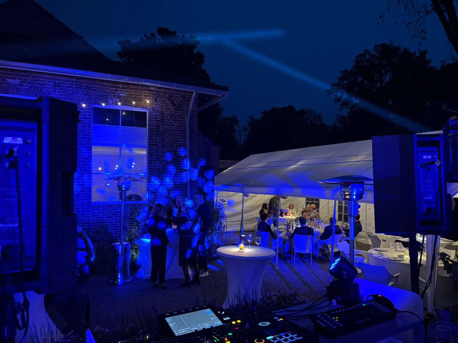Feestverhuur licht & geluid | Regio Lanaken & Maastricht, Hobby en Vrije tijd, Ophalen