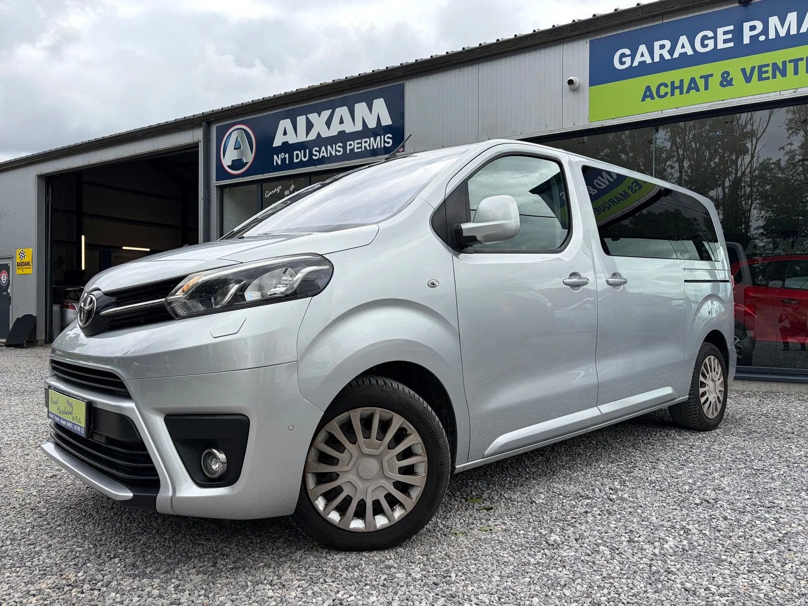 Toyota ProAce (bj 2019), Auto's, Stof, Gebruikt, ProAce, Metaalkleur