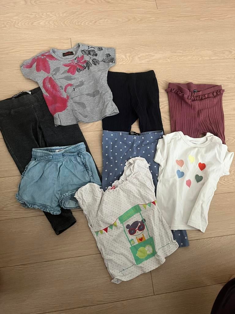 Lot vetements fille 2 ans, Enfants & Bébés, Enlèvement ou Envoi, Comme neuf