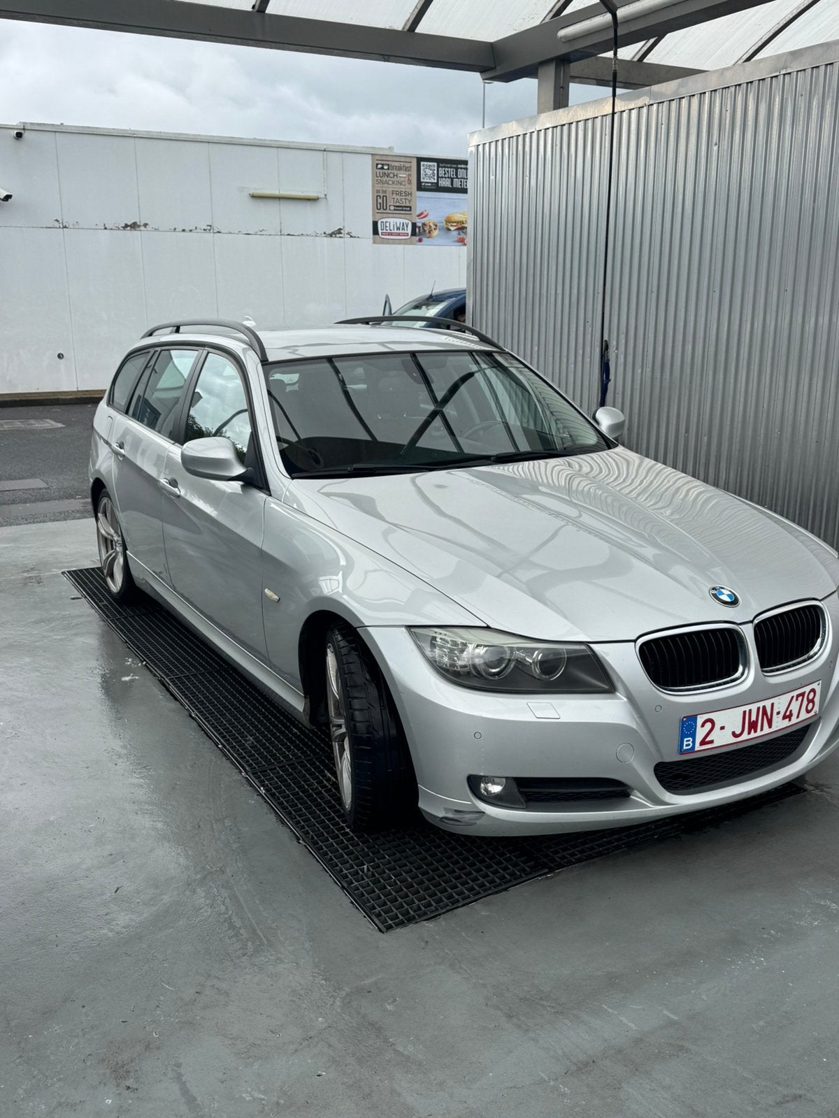 BMW 318d, Auto's, Euro 5, Achterwielaandrijving, Leder, Zilver of Grijs