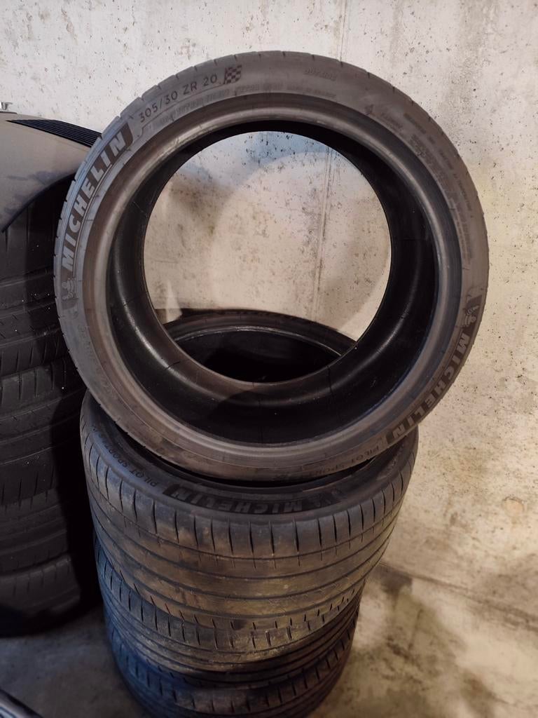 Pneus Michelin pilot sport 4S 245/35r20 & 305/30r20, Auto-onderdelen, Banden en Velgen, Band(en)