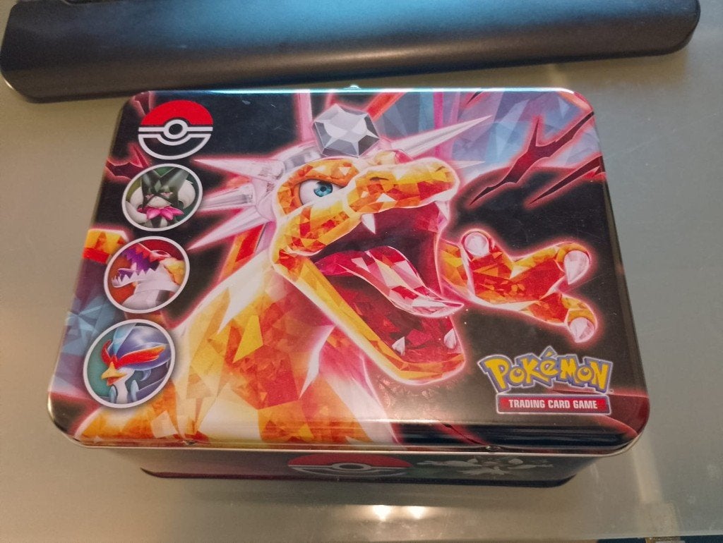 Pokemon doos met +/-150 specialere kaarten, Ophalen of Verzenden