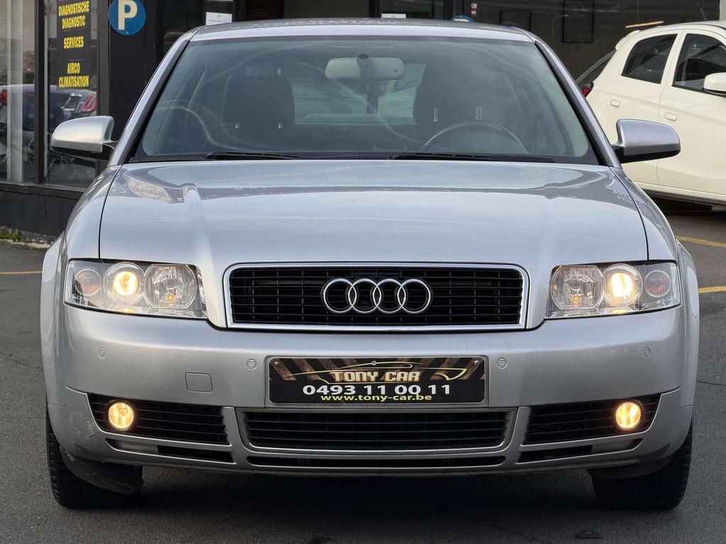 Audi A4 A4 2.0i 16v FSI*Boîte automatiqu* garantie 12M*, Auto's, 4 deurs, Stof, Gebruikt, 110 kW